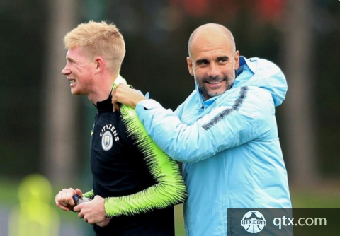 山东后场展最强模式！高诗岩统治决胜期，谢智杰于德豪攻守一体（山东后场火力全开！高诗岩统治末节决胜，谢智杰、于德豪攻防俱佳）