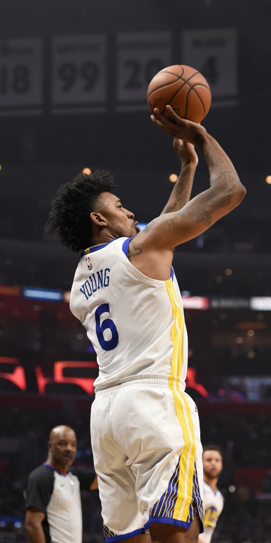 米兰达：很少有人能和斯帕莱蒂关系好，他的为人我还是不说了（米兰达：与斯帕莱蒂相处并不容易，其人品我不予置评）